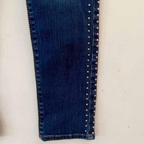 White House Black Market The Slim Ankle Jeans with Rose Gold Stud Trim Detail 00 - Picture 5 of 13